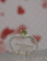 LR779 Natural Heart shape Peridot set in a Sterling Silver ring