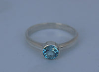 LR487 Classic set Blue Topaz and sterling silver ring