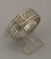 LR504 - 9ct yellow gold and sterling Silver Celtic knot ring