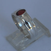 LR767 Garnet set in handcrafted Sterling 925 Silver ring